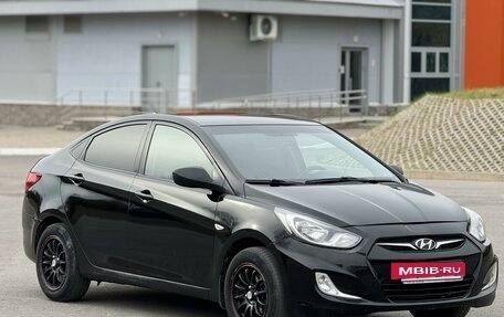 Hyundai Solaris II рестайлинг, 2013 год, 790 000 рублей, 5 фотография