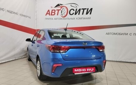 KIA Rio IV, 2018 год, 1 357 000 рублей, 5 фотография