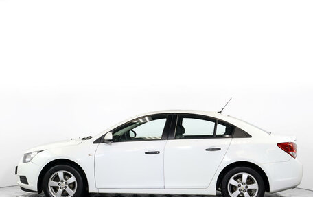 Chevrolet Cruze II, 2010 год, 915 000 рублей, 8 фотография