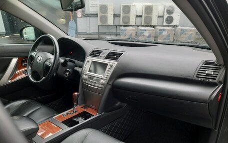 Toyota Camry, 2010 год, 1 060 000 рублей, 9 фотография