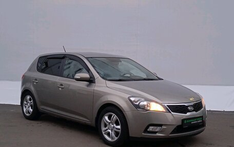 KIA cee'd I рестайлинг, 2010 год, 715 000 рублей, 3 фотография