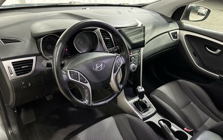 Hyundai i30 II рестайлинг, 2013 год, 980 000 рублей, 16 фотография