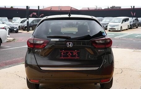 Honda Fit, 2021 год, 995 000 рублей, 7 фотография