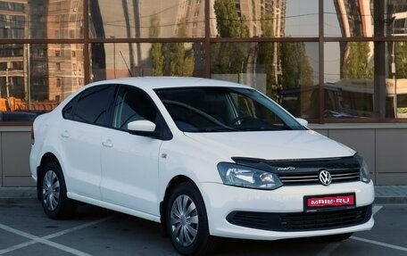 Volkswagen Polo VI (EU Market), 2011 год, 899 000 рублей, 1 фотография