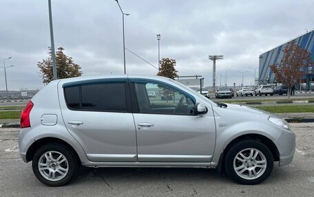 Renault Sandero I, 2014 год, 782 000 рублей, 4 фотография