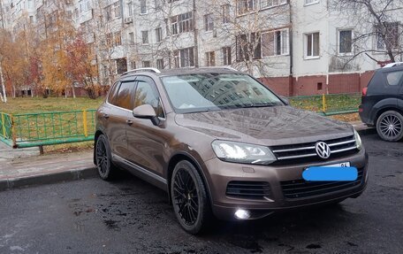 Volkswagen Touareg III, 2011 год, 2 200 000 рублей, 3 фотография