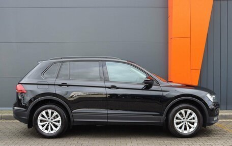 Volkswagen Tiguan II, 2020 год, 2 799 000 рублей, 3 фотография