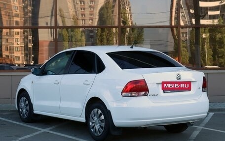 Volkswagen Polo VI (EU Market), 2011 год, 899 000 рублей, 2 фотография