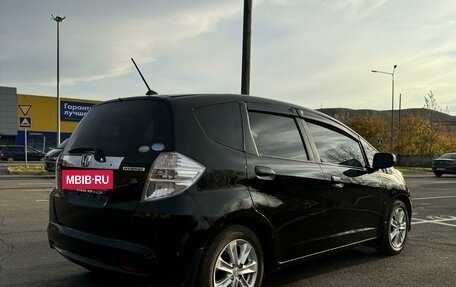 Honda Fit III, 2011 год, 1 030 000 рублей, 4 фотография