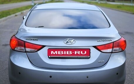 Hyundai Elantra V, 2012 год, 990 000 рублей, 5 фотография