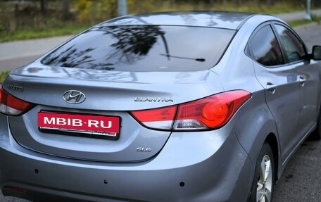 Hyundai Elantra V, 2012 год, 990 000 рублей, 4 фотография