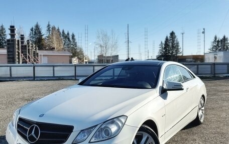 Mercedes-Benz E-Класс, 2012 год, 1 720 000 рублей, 4 фотография