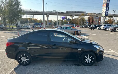 Hyundai Solaris II рестайлинг, 2012 год, 700 000 рублей, 4 фотография