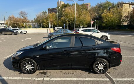 Hyundai Solaris II рестайлинг, 2012 год, 700 000 рублей, 8 фотография