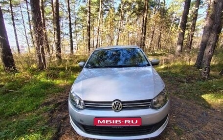 Volkswagen Polo VI (EU Market), 2011 год, 680 000 рублей, 3 фотография