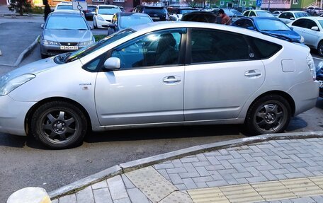 Toyota Prius, 2008 год, 850 000 рублей, 8 фотография