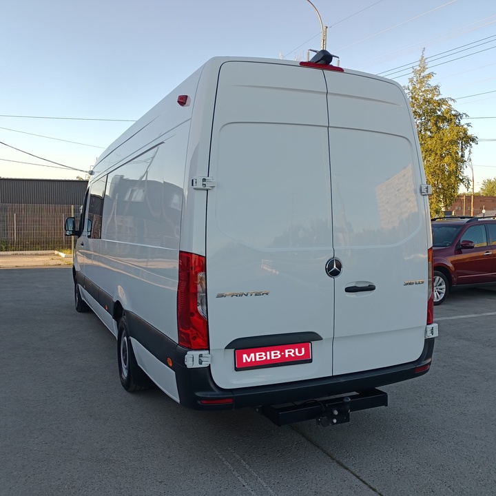 Mercedes-Benz Sprinter, 2021 год, 6 200 000 рублей, 8 фотография