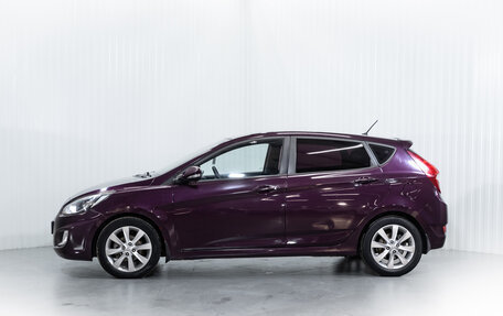 Hyundai Solaris II рестайлинг, 2012 год, 800 000 рублей, 4 фотография