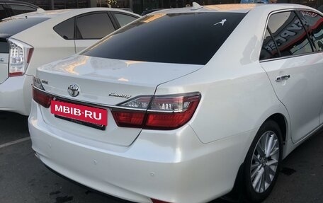 Toyota Camry, 2014 год, 1 930 000 рублей, 8 фотография