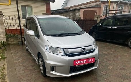 Honda Freed I, 2014 год, 1 170 000 рублей, 7 фотография