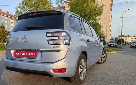 Citroen C4 Picasso II рестайлинг, 2016 год, 1 880 000 рублей, 3 фотография