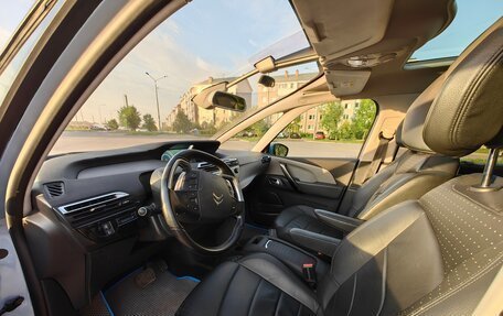 Citroen C4 Picasso II рестайлинг, 2016 год, 1 880 000 рублей, 23 фотография