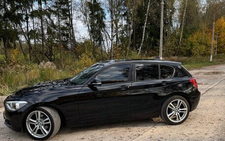 BMW 1 серия, 2011 год, 1 200 000 рублей, 3 фотография