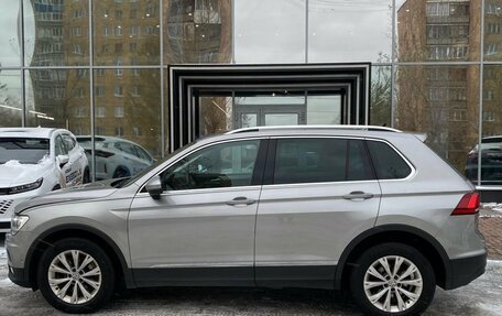 Volkswagen Tiguan II, 2018 год, 2 369 000 рублей, 3 фотография