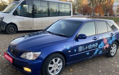 Toyota Altezza, 2002 год, 940 000 рублей, 1 фотография