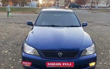 Toyota Altezza, 2002 год, 940 000 рублей, 6 фотография