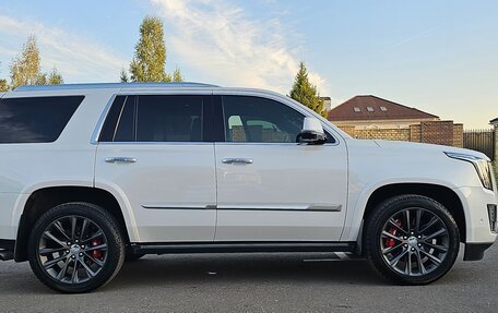 Cadillac Escalade IV, 2018 год, 7 500 000 рублей, 2 фотография