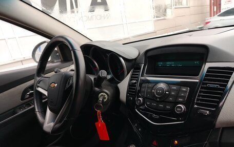 Chevrolet Cruze II, 2012 год, 832 000 рублей, 6 фотография