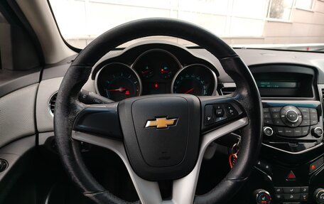 Chevrolet Cruze II, 2012 год, 832 000 рублей, 7 фотография