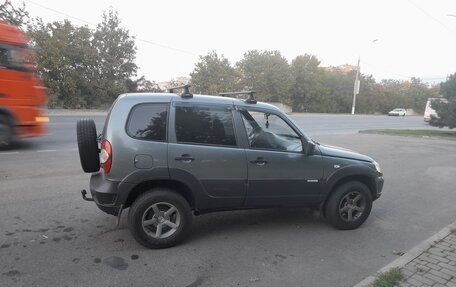 Chevrolet Niva I рестайлинг, 2012 год, 615 000 рублей, 6 фотография