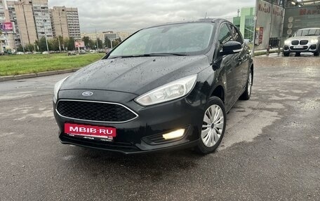 Ford Focus III, 2016 год, 999 000 рублей, 2 фотография