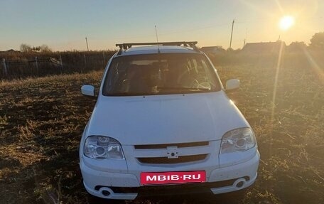 Chevrolet Niva I рестайлинг, 2013 год, 564 500 рублей, 9 фотография