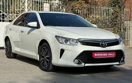 Toyota Camry, 2017 год, 2 880 000 рублей, 3 фотография