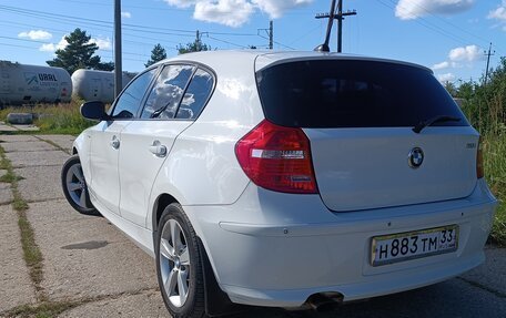 BMW 1 серия, 2011 год, 995 000 рублей, 3 фотография