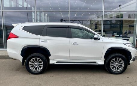 Mitsubishi Pajero Sport III рестайлинг, 2020 год, 3 277 000 рублей, 4 фотография