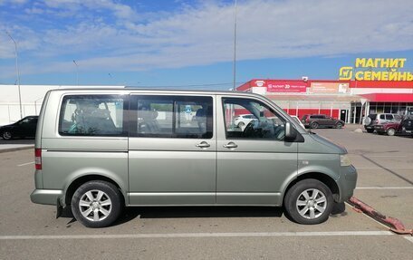 Volkswagen Caravelle T5, 2009 год, 1 900 000 рублей, 2 фотография