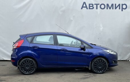 Ford Fiesta, 2015 год, 950 000 рублей, 4 фотография