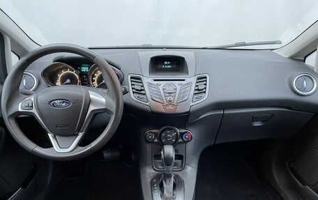 Ford Fiesta, 2015 год, 950 000 рублей, 12 фотография