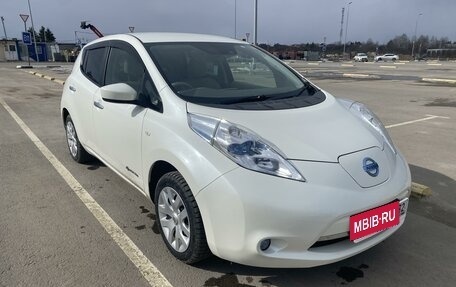 Nissan Leaf I, 2017 год, 1 155 000 рублей, 4 фотография