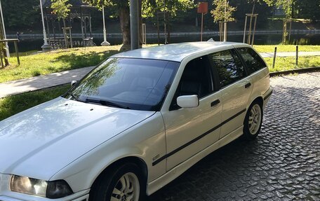 BMW 3 серия, 1991 год, 600 000 рублей, 2 фотография