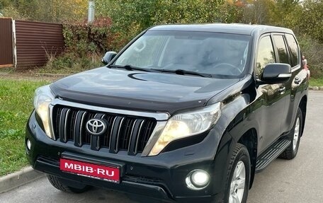 Toyota Land Cruiser Prado 150 рестайлинг 2, 2017 год, 4 500 000 рублей, 1 фотография