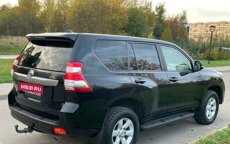 Toyota Land Cruiser Prado 150 рестайлинг 2, 2017 год, 4 500 000 рублей, 4 фотография