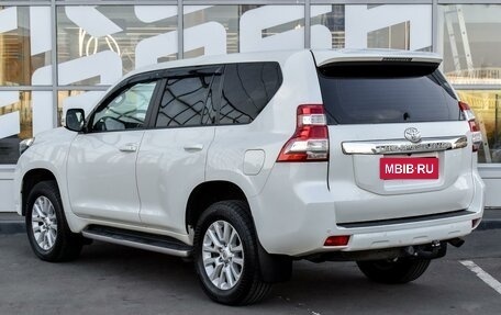 Toyota Land Cruiser Prado 150 рестайлинг 2, 2014 год, 3 949 000 рублей, 2 фотография