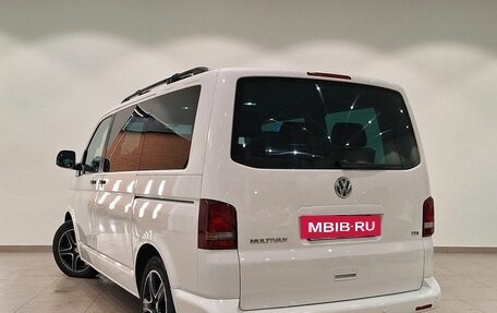 Volkswagen Multivan T5, 2011 год, 2 249 000 рублей, 3 фотография