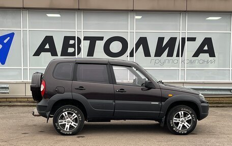 Chevrolet Niva I рестайлинг, 2010 год, 472 000 рублей, 3 фотография