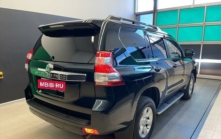 Toyota Land Cruiser Prado 150 рестайлинг 2, 2016 год, 3 800 000 рублей, 6 фотография